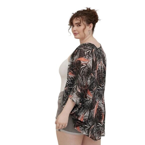 Torrid Kimono Womens Size (14-18) 1 / 2 Black Floral  Open Semi Sheer Beach - Picture 3 of 8